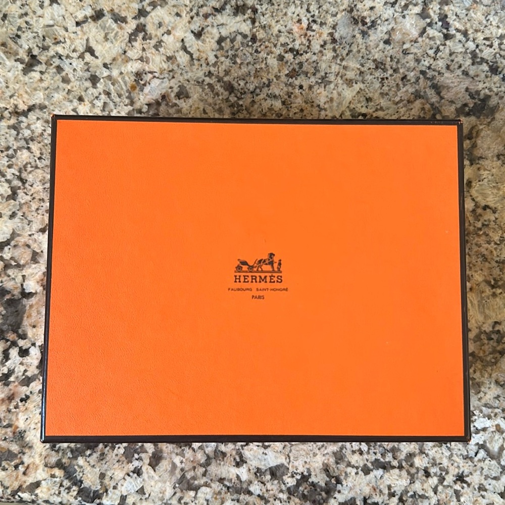 Hermes storage box